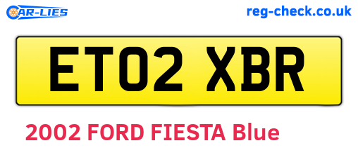 ET02XBR are the vehicle registration plates.
