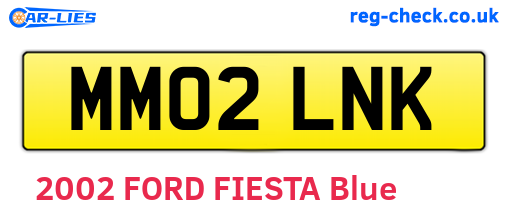 MM02LNK are the vehicle registration plates.