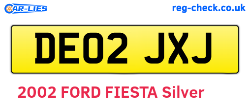 DE02JXJ are the vehicle registration plates.