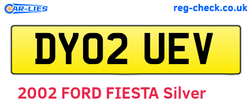 DY02UEV are the vehicle registration plates.