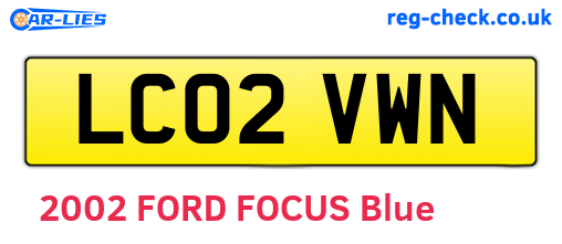 LC02VWN are the vehicle registration plates.
