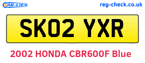 SK02YXR are the vehicle registration plates.
