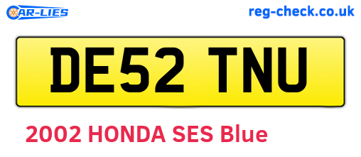 DE52TNU are the vehicle registration plates.