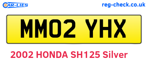 MM02YHX are the vehicle registration plates.