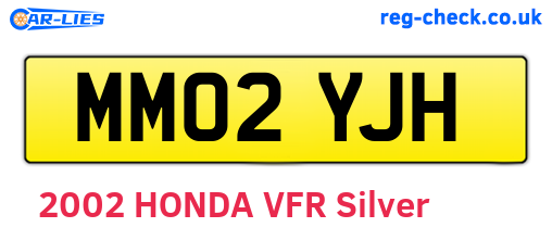 MM02YJH are the vehicle registration plates.