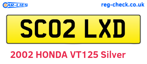SC02LXD are the vehicle registration plates.