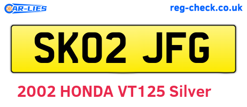 SK02JFG are the vehicle registration plates.