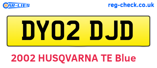 DY02DJD are the vehicle registration plates.