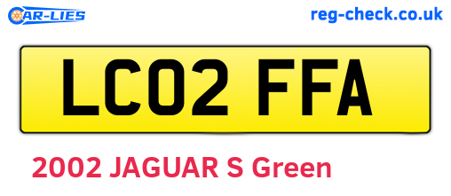 LC02FFA are the vehicle registration plates.