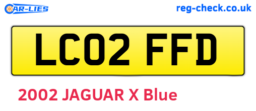 LC02FFD are the vehicle registration plates.