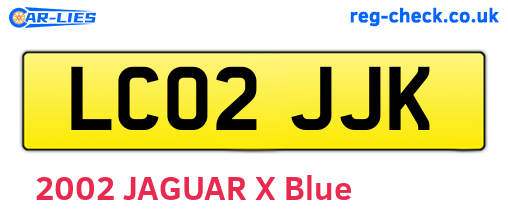 LC02JJK are the vehicle registration plates.