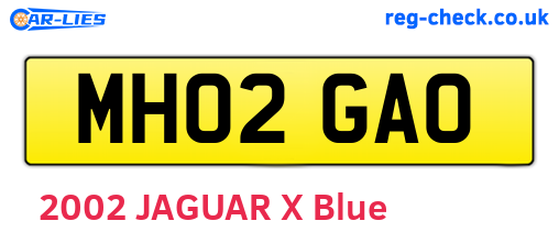 MH02GAO are the vehicle registration plates.