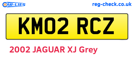 KM02RCZ are the vehicle registration plates.