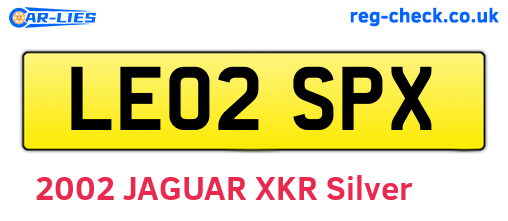 LE02SPX are the vehicle registration plates.