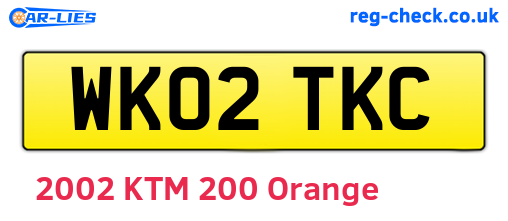 WK02TKC are the vehicle registration plates.