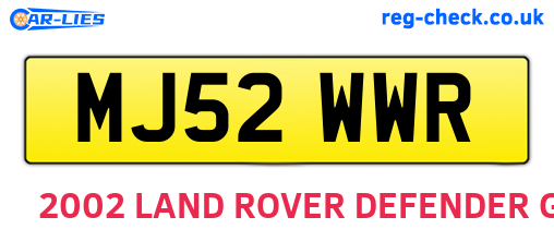 MJ52WWR are the vehicle registration plates.