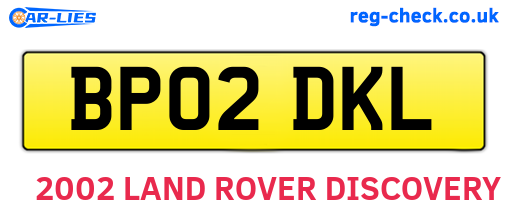 BP02DKL are the vehicle registration plates.