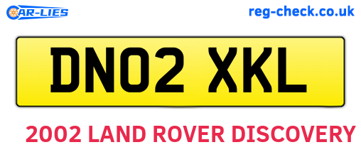 DN02XKL are the vehicle registration plates.