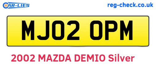 MJ02OPM are the vehicle registration plates.