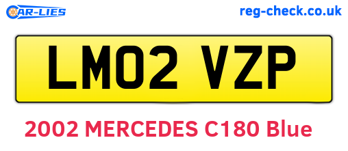 LM02VZP are the vehicle registration plates.