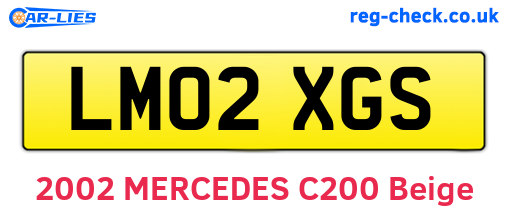 LM02XGS are the vehicle registration plates.