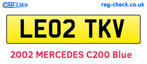 LE02TKV are the vehicle registration plates.