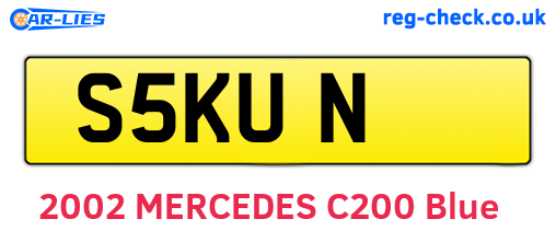 S5KUN are the vehicle registration plates.