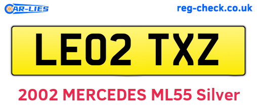 LE02TXZ are the vehicle registration plates.