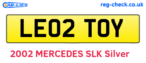 LE02TOY are the vehicle registration plates.