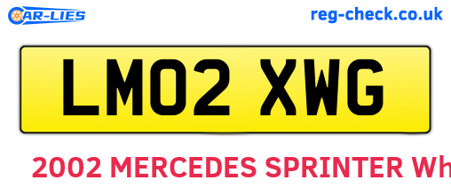 LM02XWG are the vehicle registration plates.