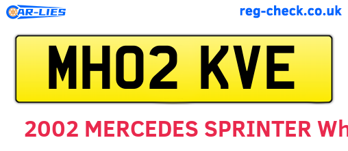 MH02KVE are the vehicle registration plates.