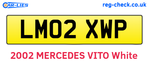 LM02XWP are the vehicle registration plates.