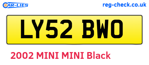LY52BWO are the vehicle registration plates.