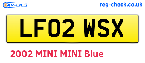 LF02WSX are the vehicle registration plates.
