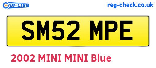 SM52MPE are the vehicle registration plates.