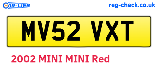 MV52VXT are the vehicle registration plates.