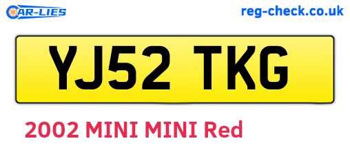 YJ52TKG are the vehicle registration plates.