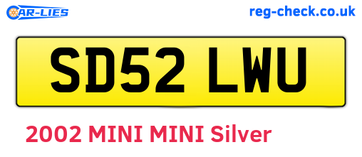 SD52LWU are the vehicle registration plates.