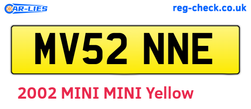 MV52NNE are the vehicle registration plates.
