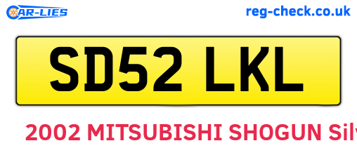 SD52LKL are the vehicle registration plates.