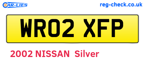 WR02XFP are the vehicle registration plates.