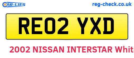RE02YXD are the vehicle registration plates.