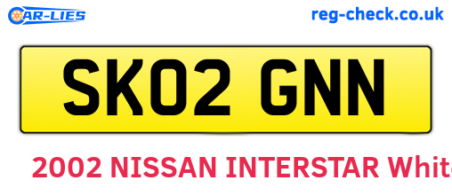 SK02GNN are the vehicle registration plates.