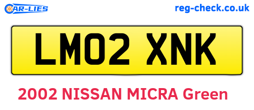 LM02XNK are the vehicle registration plates.