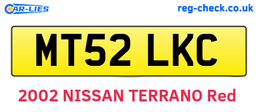 MT52LKC are the vehicle registration plates.