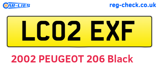 LC02EXF are the vehicle registration plates.