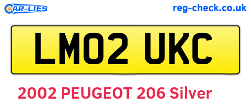 LM02UKC are the vehicle registration plates.