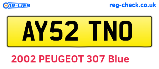 AY52TNO are the vehicle registration plates.