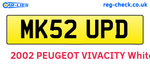 MK52UPD are the vehicle registration plates.