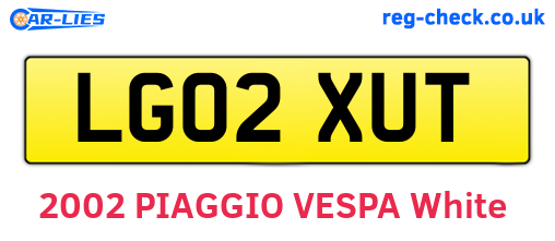 LG02XUT are the vehicle registration plates.